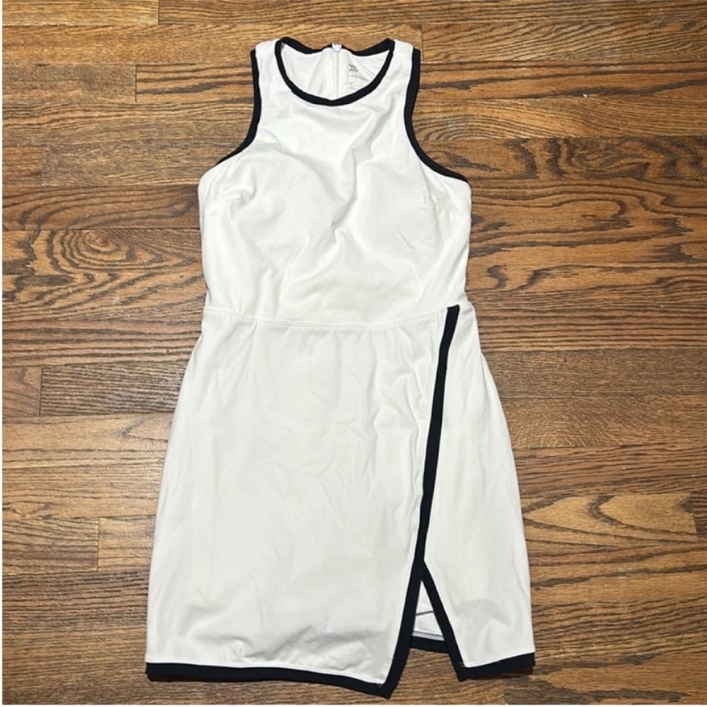 White Sleeveless Bodysuit Dress / Shorts with Black Trim & Pockets - Picture 2 of 9